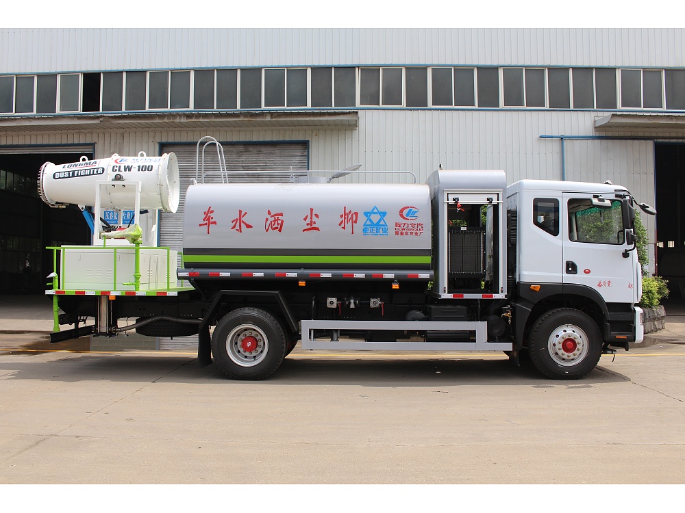 國六東風(fēng)多利卡D9 10方抑塵車