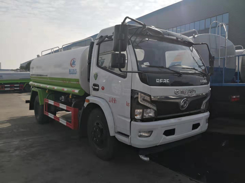 國六東風(fēng)福瑞卡9.5方灑水車