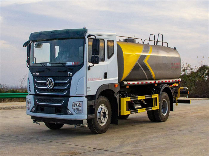 國六東風(fēng)華神T5 15方灑水車_灑水車廠家