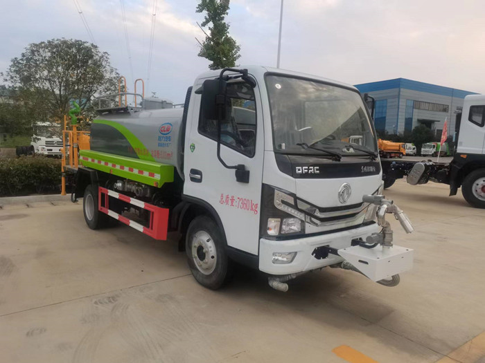 國六小型灑水車_東風(fēng)多利卡5方灑水車_ 5噸灑水車價(jià)格_程力灑水車廠家